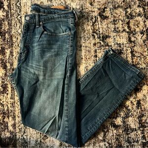 Levis means jeans W34 L32